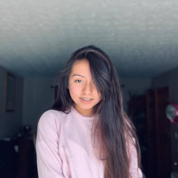 Meet your Posher, Ana - Picture 1 of 1